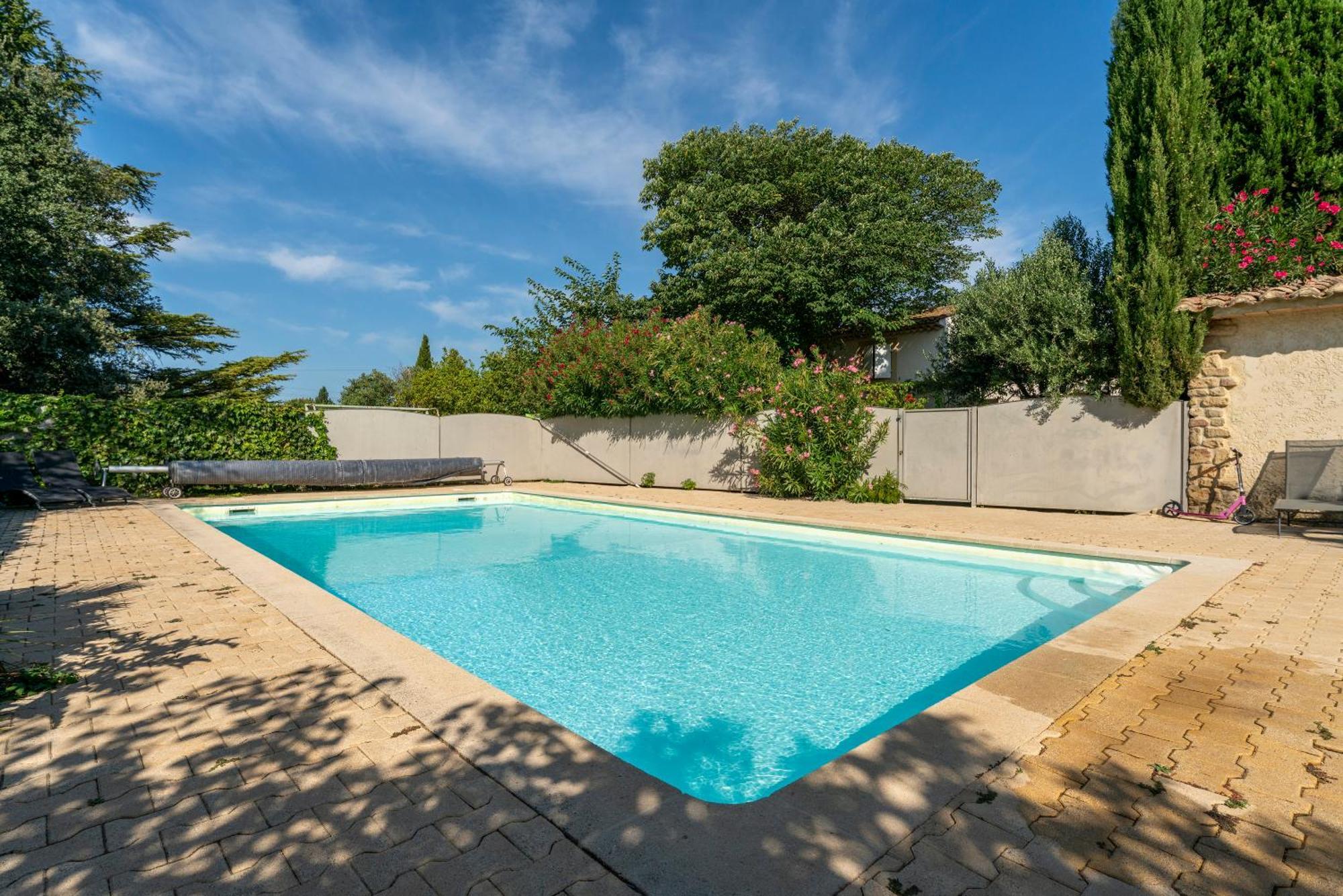 L'Ensemble Du Gite De Tante Berthe Camaret-sur-Aigues Екстер'єр фото